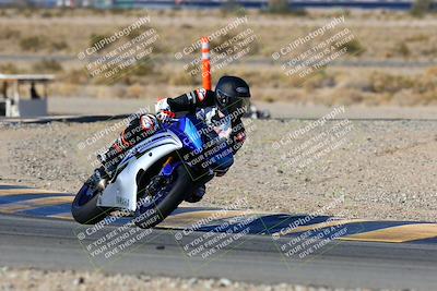 media/Jan-09-2022-SoCal Trackdays (Sun) [[2b1fec8404]]/Turn 11 (935am)/